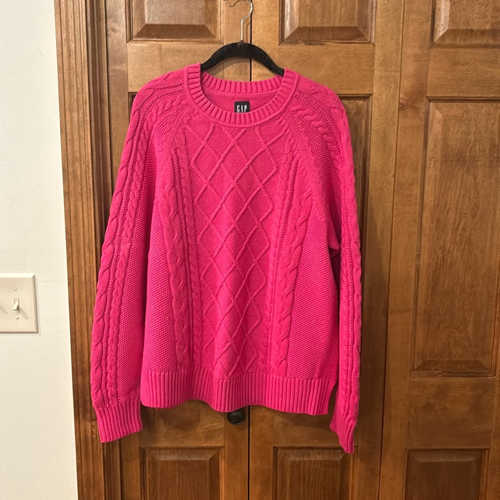 Gap cable knit sweater